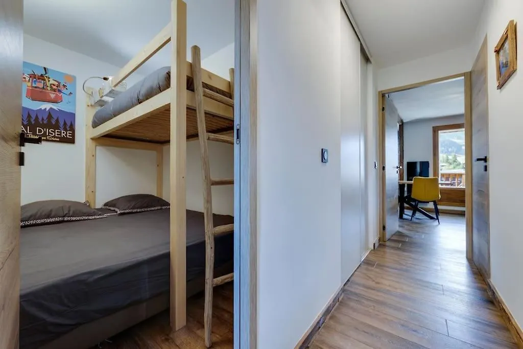 Cristalinnes Tres Bel Appartement Trois Chambres Tres Jolie Vue Val-dʼIsère